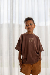 SIGNATURE TEE | CHOCOLATE (KIDS) 0-3M
